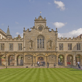 Use Your College / University Alumni Network in Job Search Use Your College / University Alumni Network in Job Search